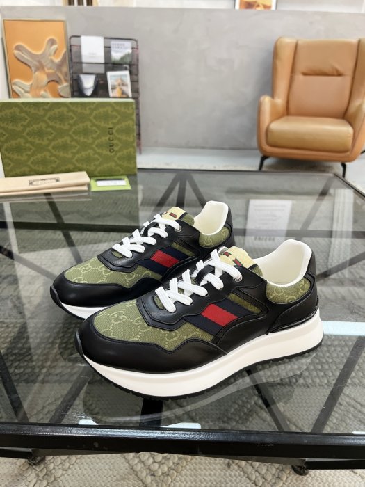 Кроссовки мужские