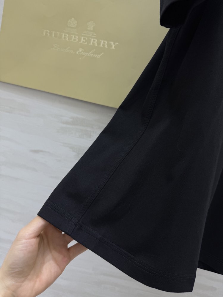 T-shirt women's фото 5