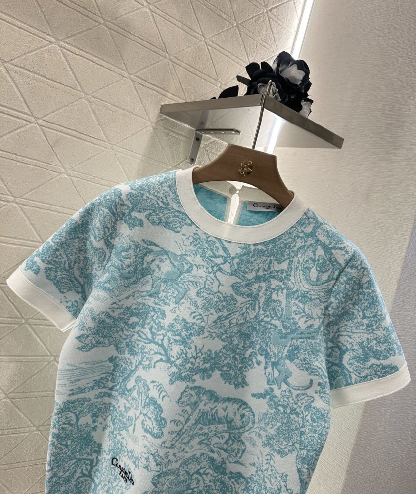 Футболка женская фото 5