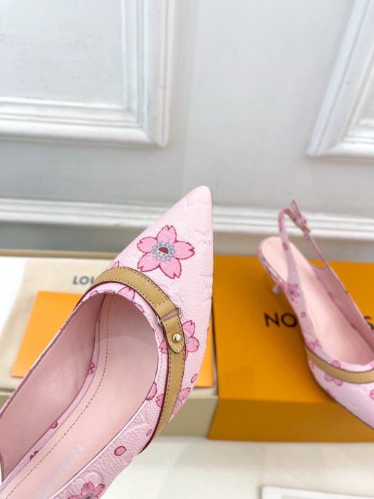 Босоножки фото 6