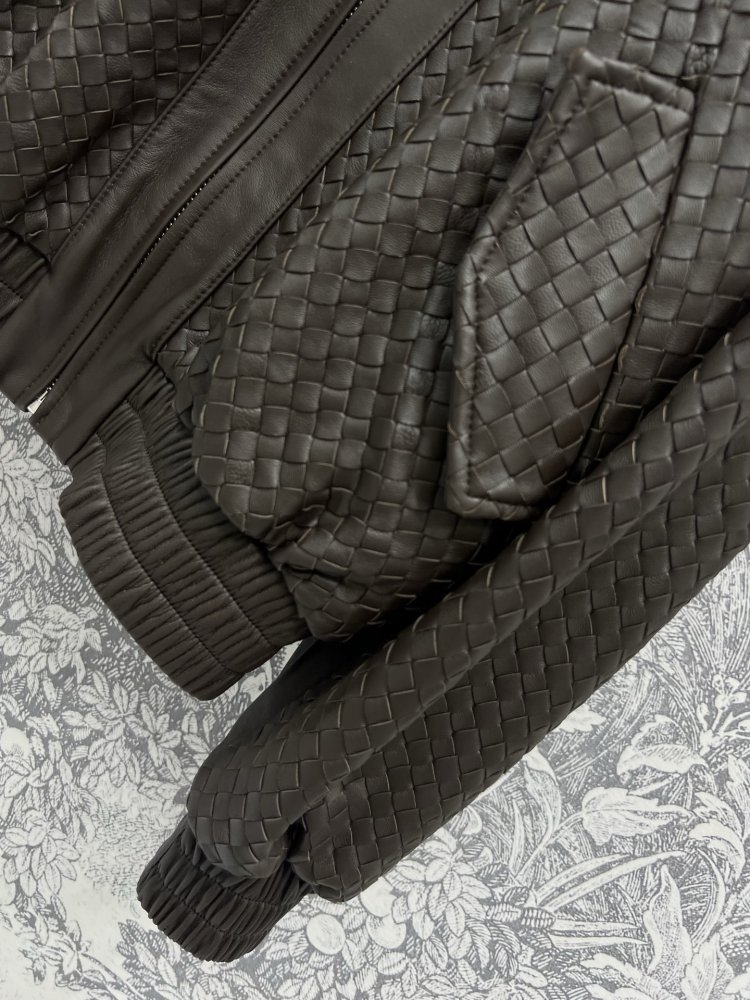 Jacket women's leather фото 5