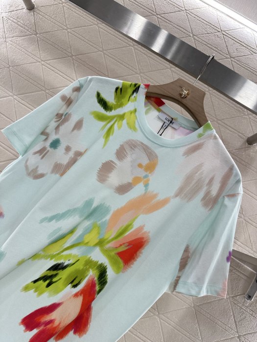 T-shirt women's фото 8