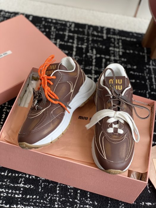 Кроссовки фото 5