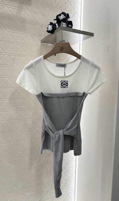 Футболка женская