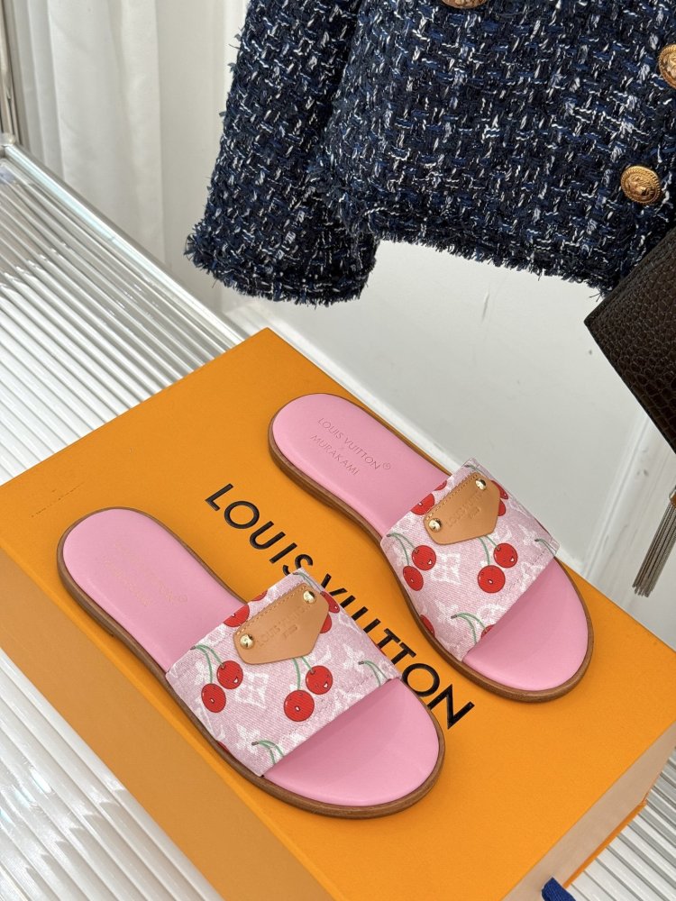 Шлепанцы женские фото 3