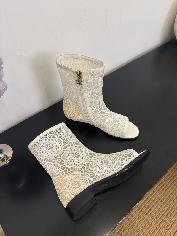 Босоножки фото 6