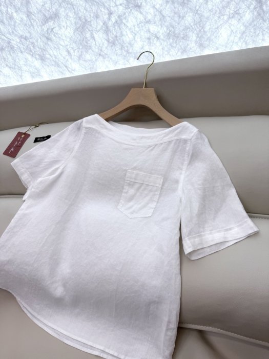 T-shirt women's фото 6