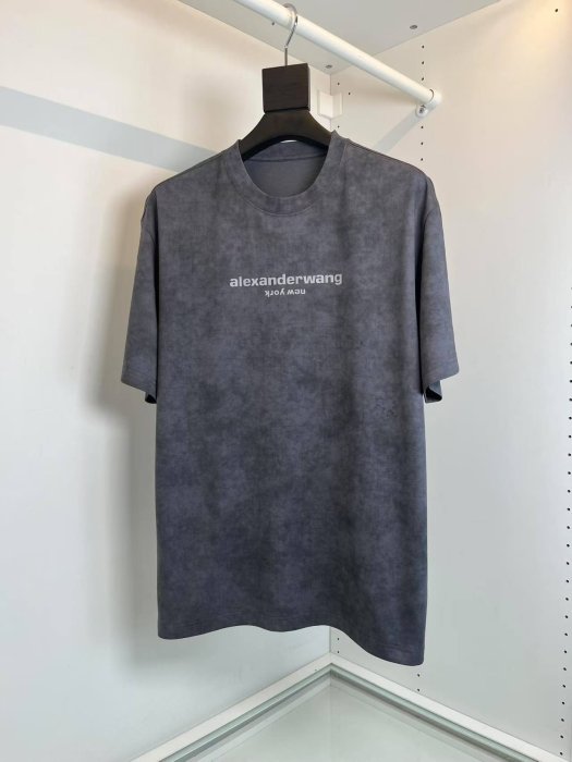 T-shirt men's