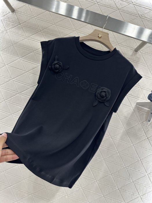 T-shirt women's фото 5