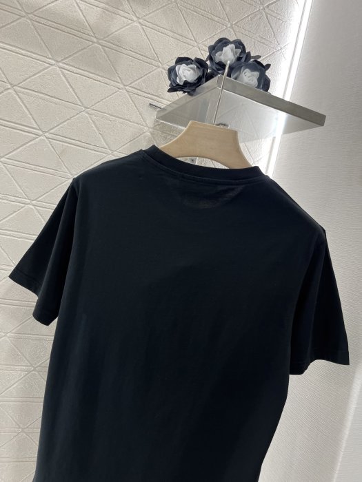 Футболка женская фото 4