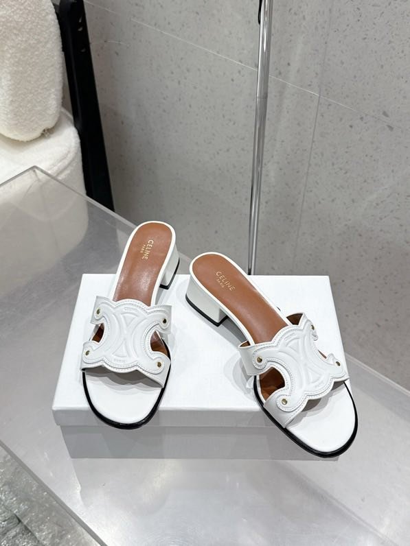 Шлепанцы женские