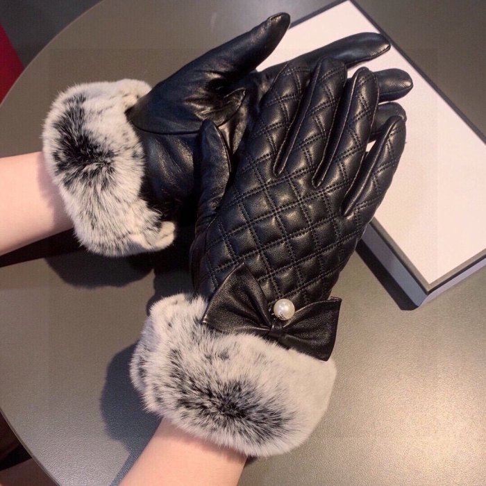 Gloves women's