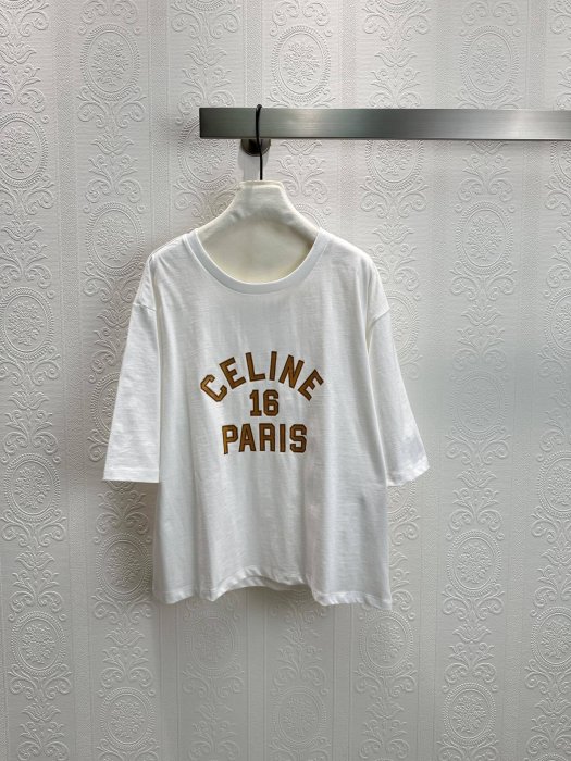 Футболка жіноча фото 3