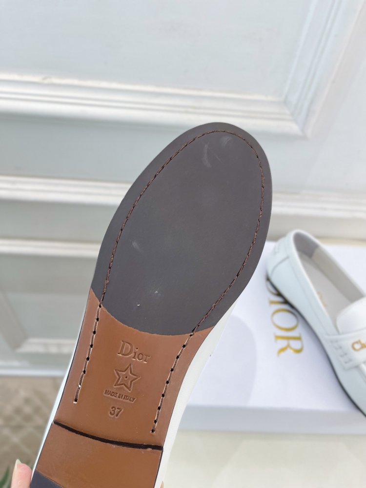 Лоферы женские фото 9