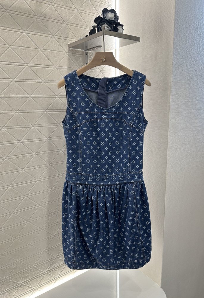 Плаття, Сукня