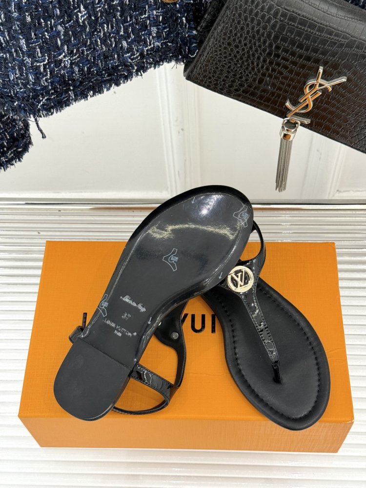 Сандалии женские фото 9