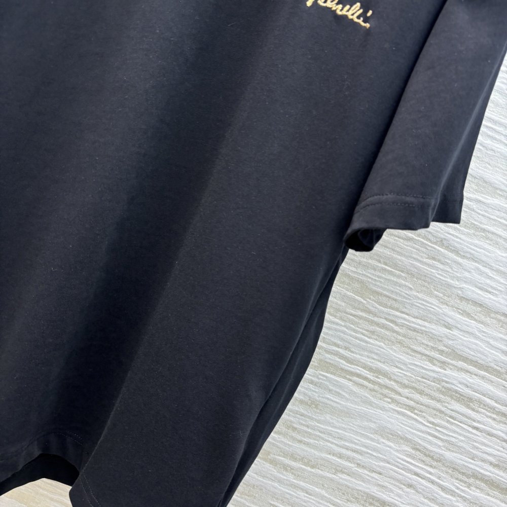 Футболка жіноча фото 6