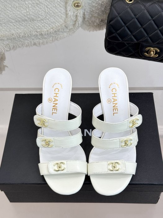 Босоножки фото 4