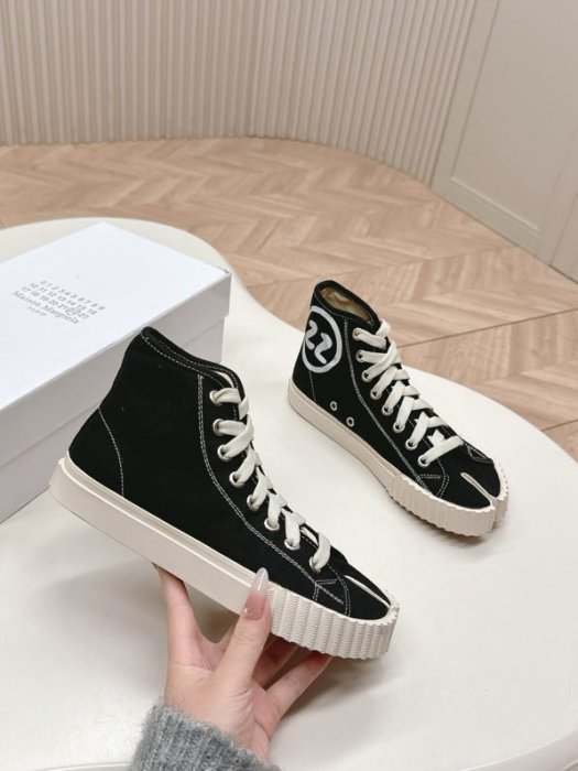 Кеды женские с раздвоенным носком фото 3