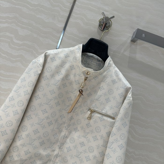 Куртка жіноча фото 2