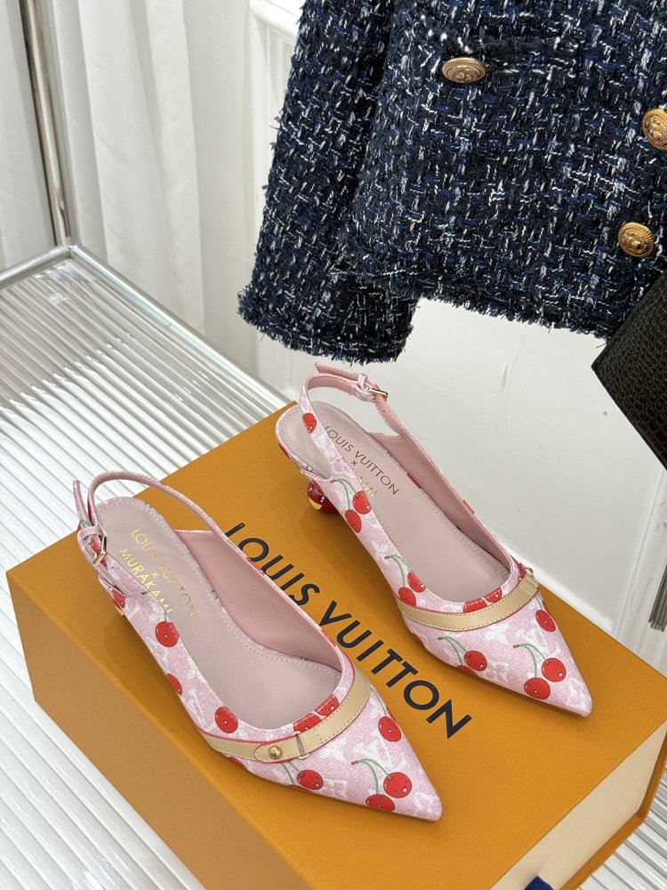 Босоножки фото 3