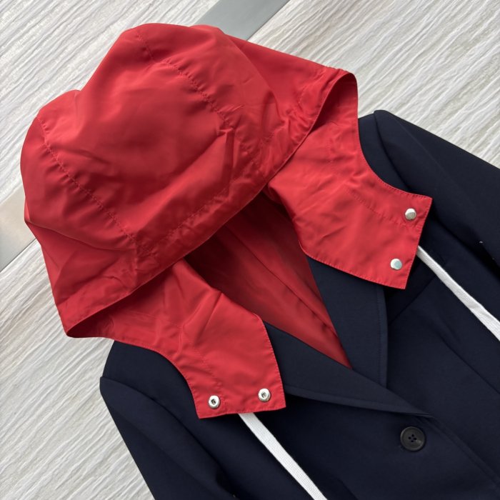 Jacket women's фото 4