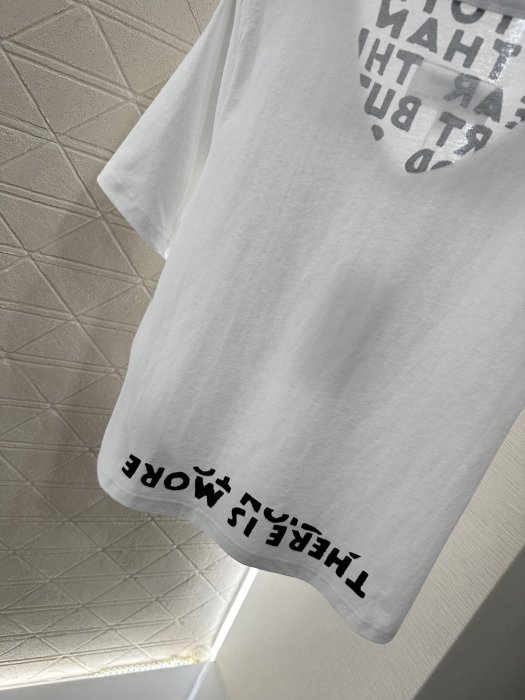 Футболка жіноча фото 5