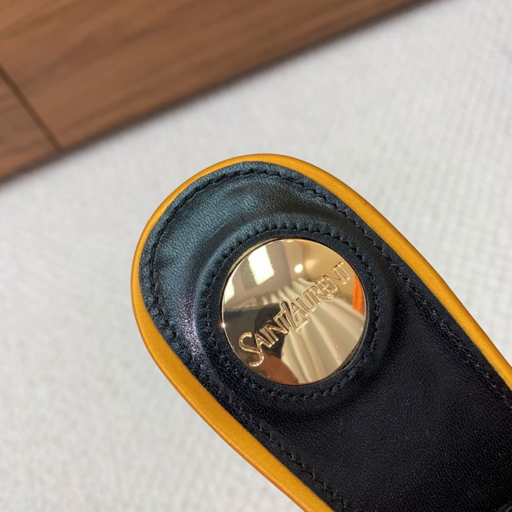 Босоножки фото 8