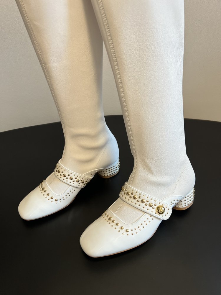 Boots women's фото 4