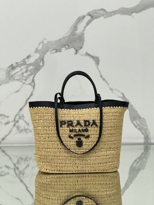 A bag women's their рафии 32 cm