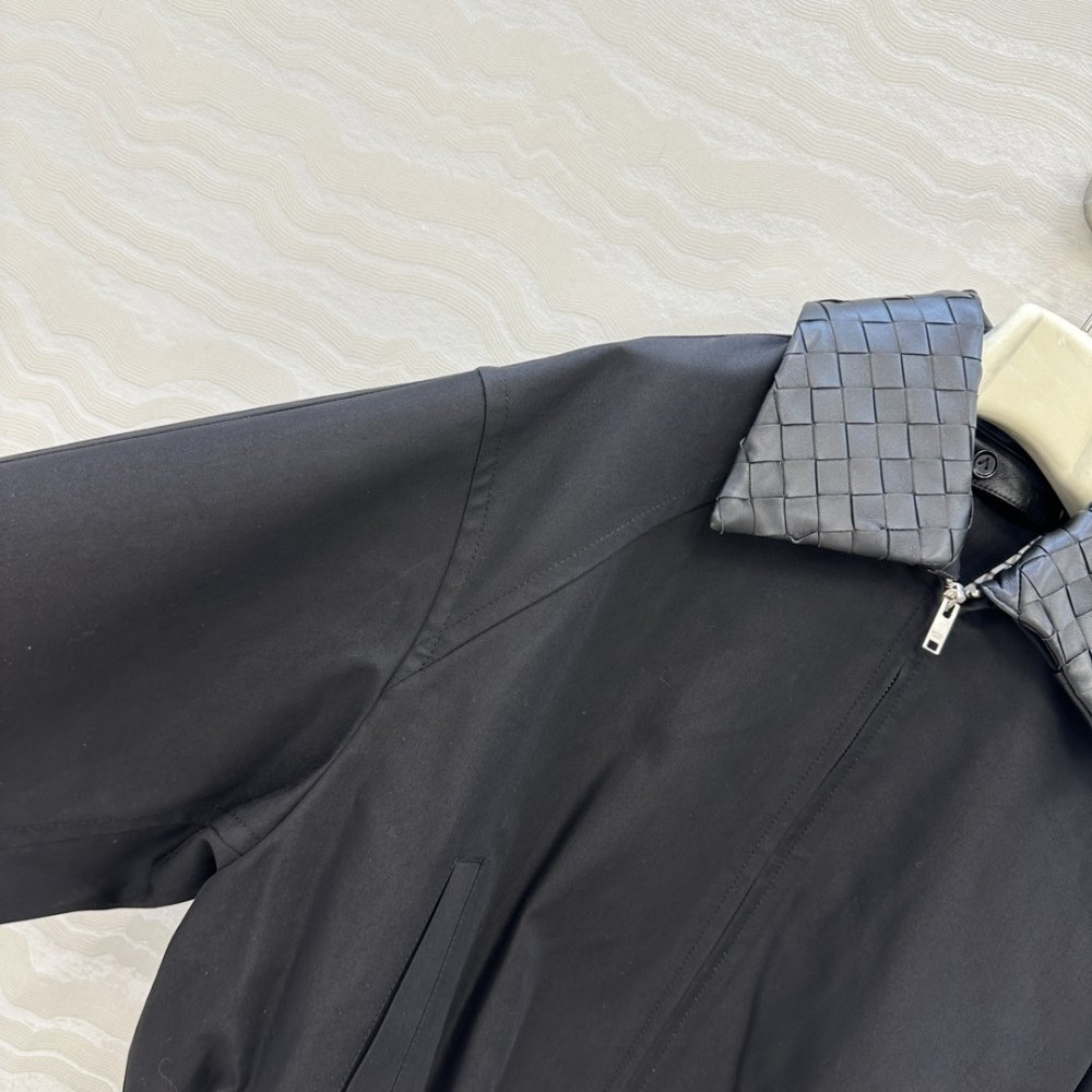 Куртка шкіряна жіноча фото 3