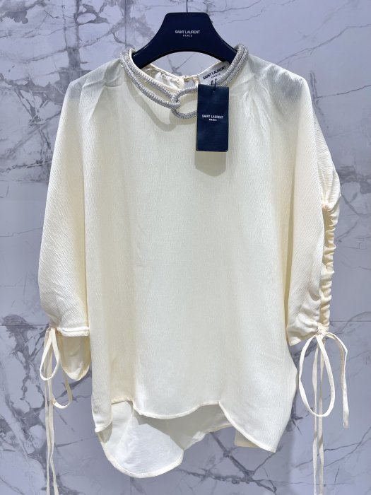 T-shirt women's фото 2