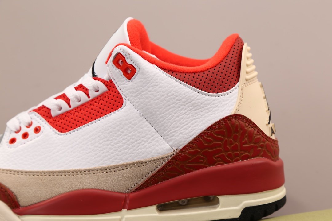 Кроссовки Air Jordan 3 Retro DV7028-108 фото 4