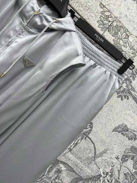 Костюм женский фото 6