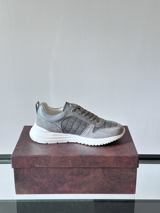 Кроссовки фото 7