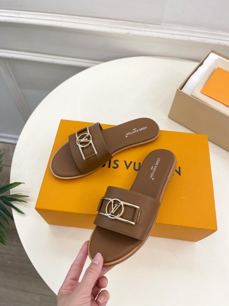 Шлепанцы женские фото 3