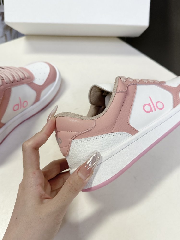 Sneakers women's фото 7