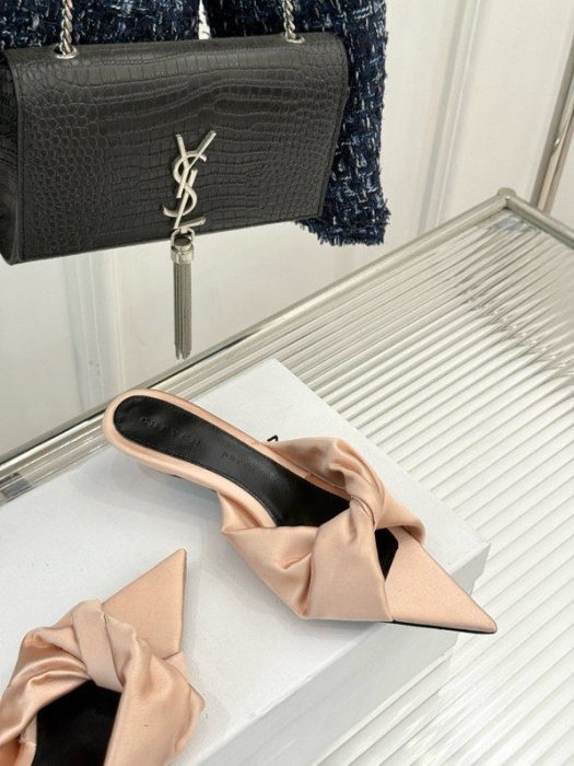 Босоніжки фото 3