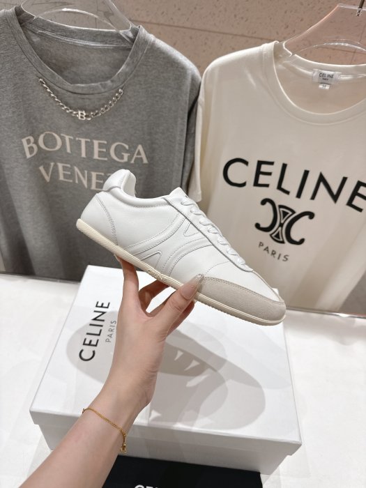 Кроссовки фото 5