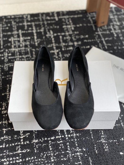 Ballet shoes