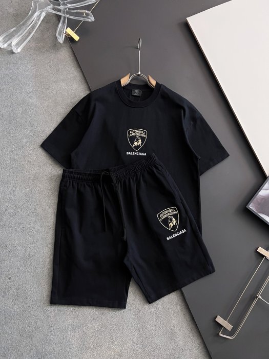 Костюм чоловічий