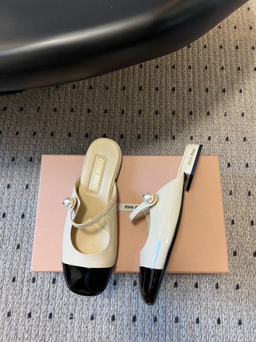 Босоножки фото 8