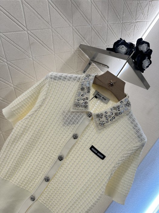 T-shirt women's фото 7