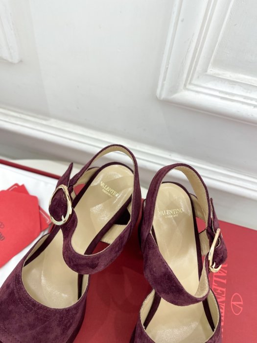 Босоножки фото 8