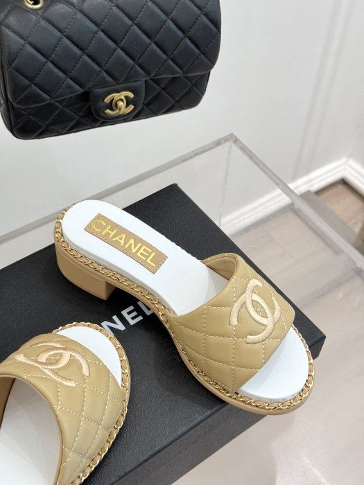 Босоножки фото 5