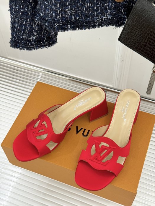 Босоножки фото 2