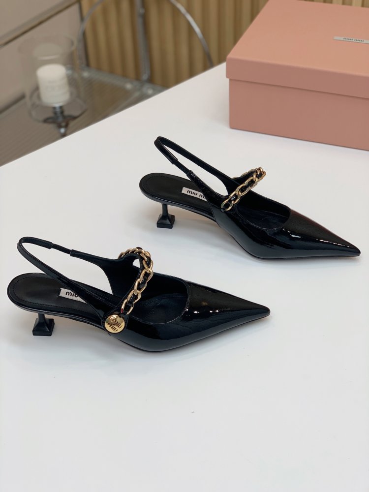 Босоніжки фото 9