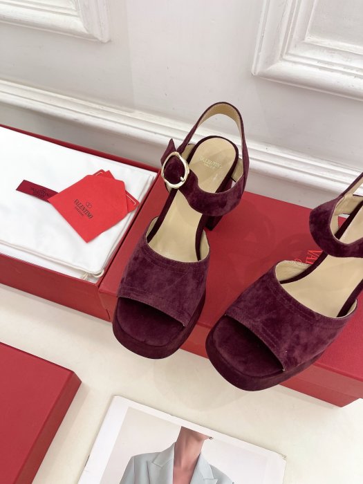 Босоножки фото 5