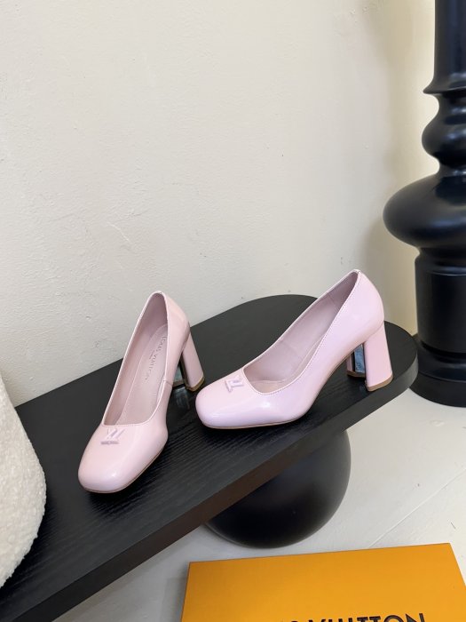 Туфли женские фото 3