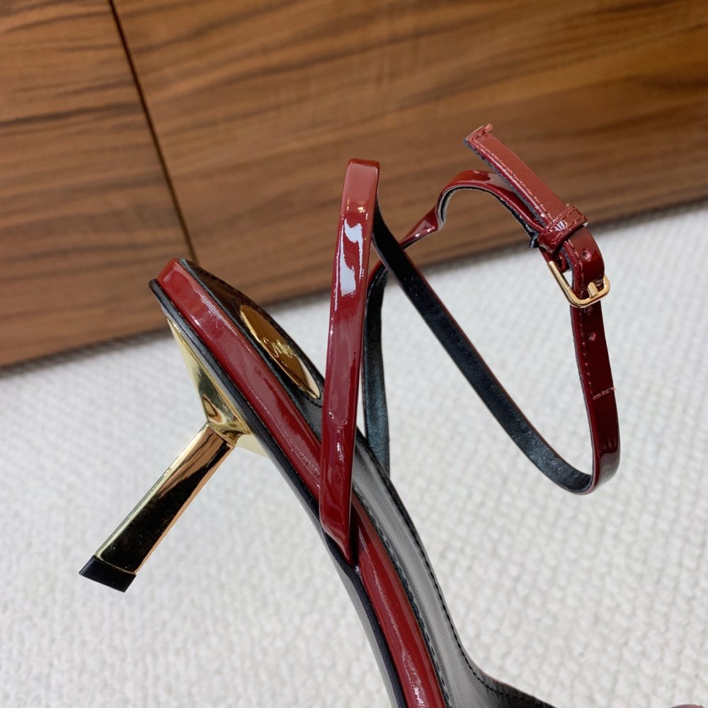 Босоніжки фото 8